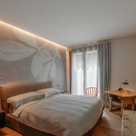 Charming Garden Hideaway In By Rent דירה קומו