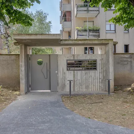 Charming Garden Hideaway In By Rent Appartamento Côme