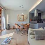 Apartment Charming Garden Hideaway In By Rent *